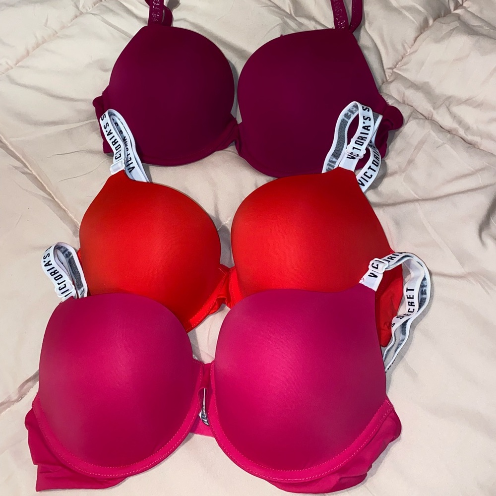 BRAND NEW NEVER WORN Victoria’s Secret Bras All 34D